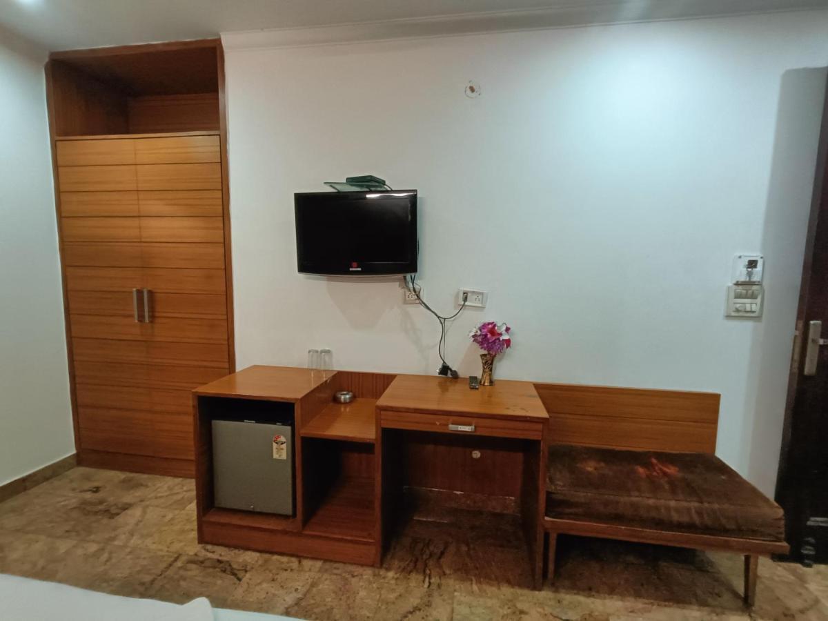 דלהי Hotel Tjs Grand מראה חיצוני תמונה