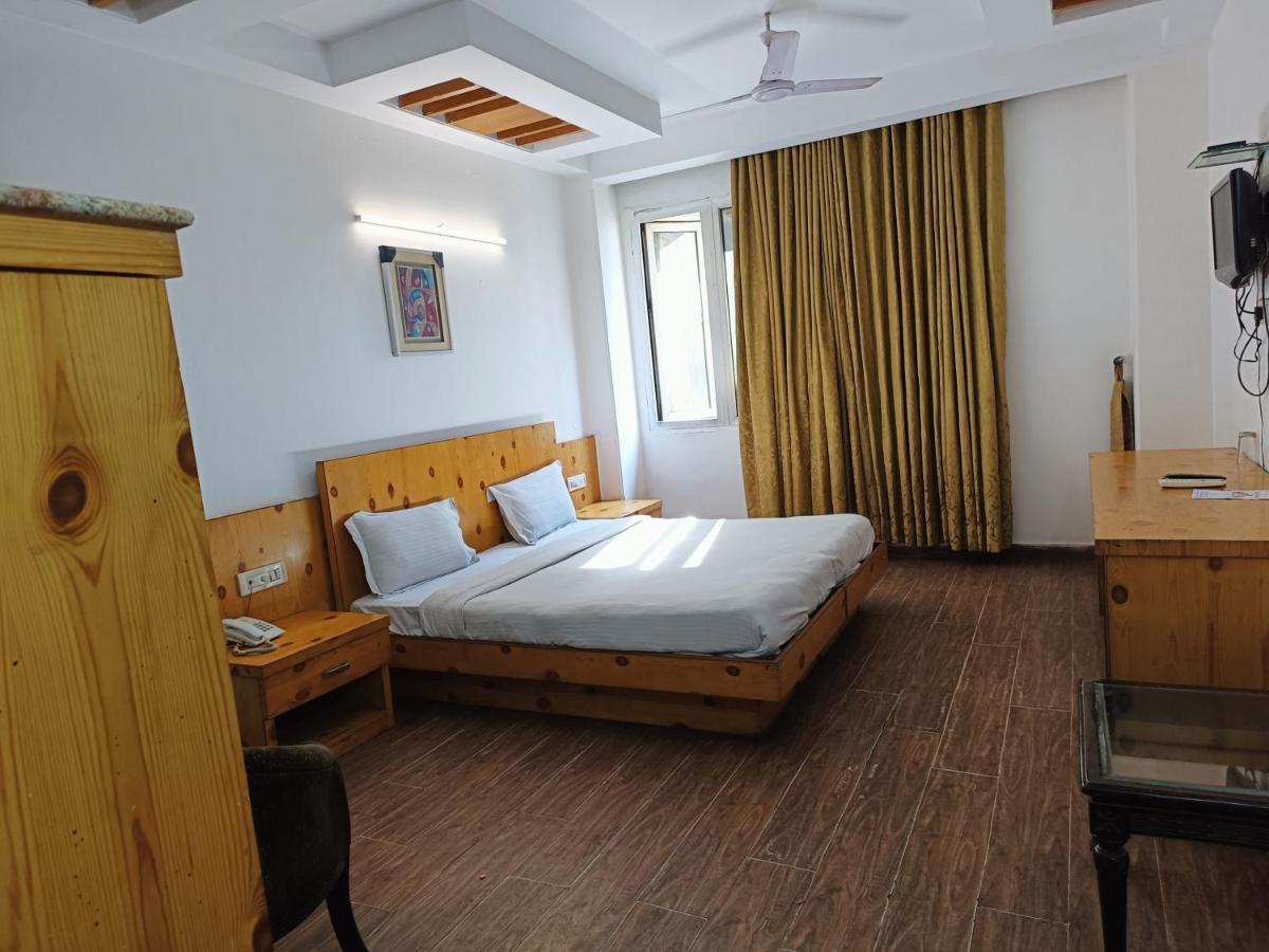 דלהי Hotel Tjs Grand מראה חיצוני תמונה