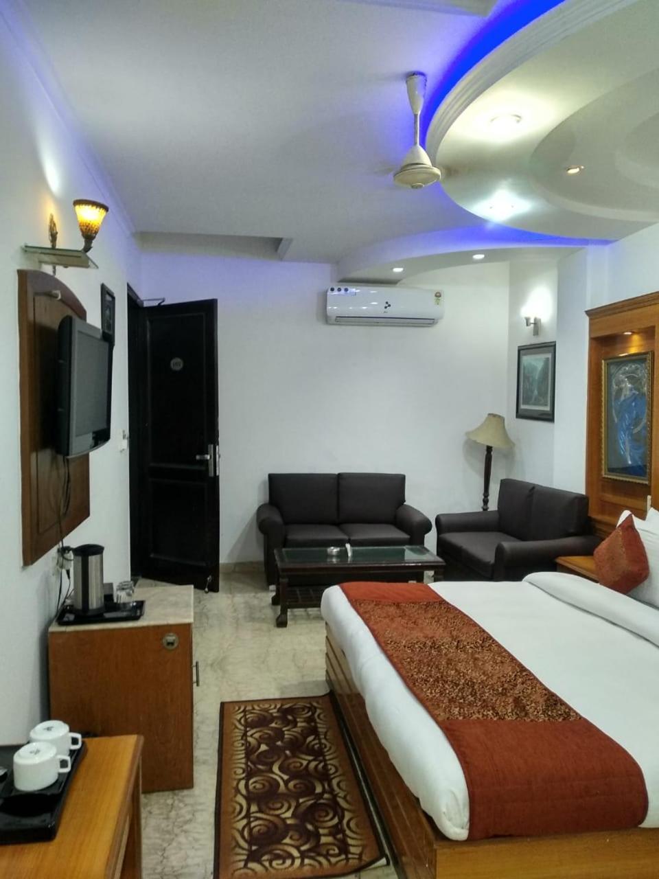 דלהי Hotel Tjs Grand מראה חיצוני תמונה