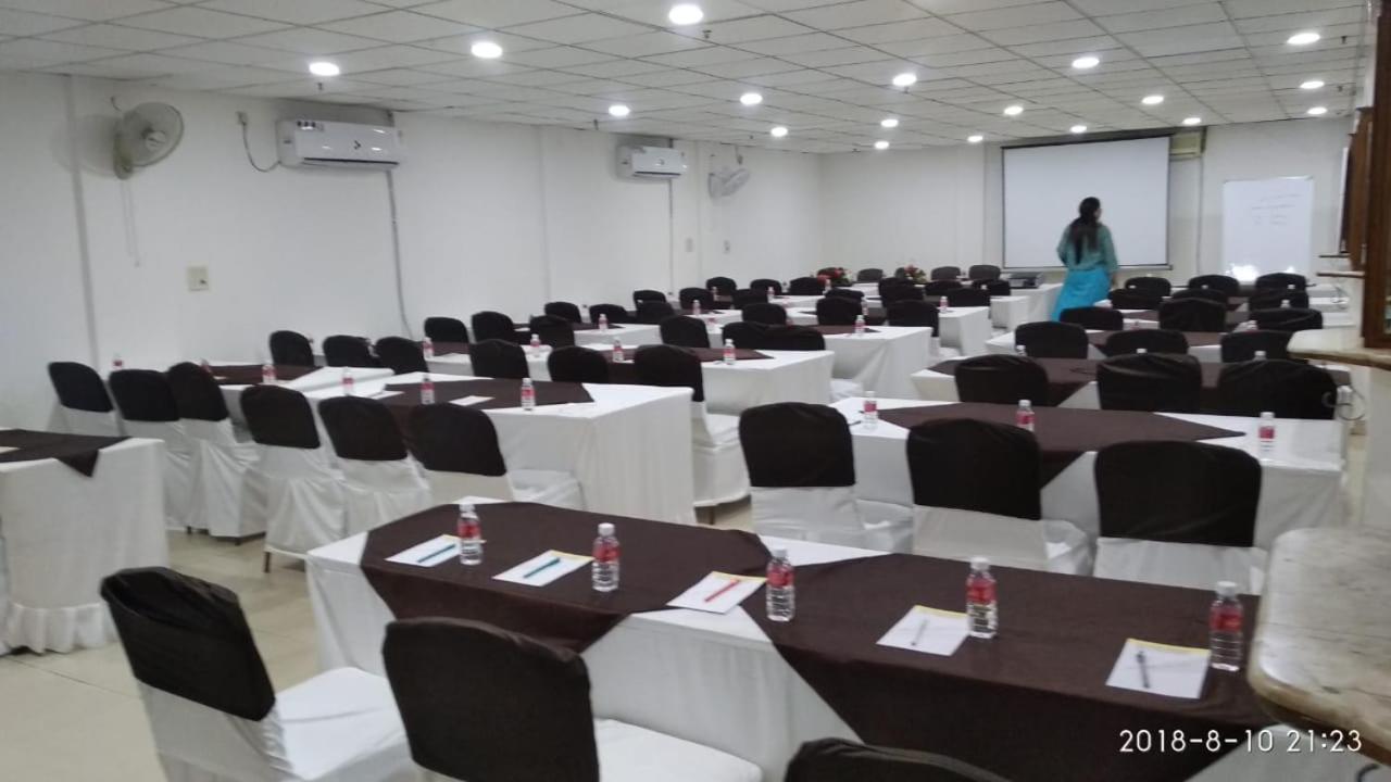 דלהי Hotel Tjs Grand מראה חיצוני תמונה
