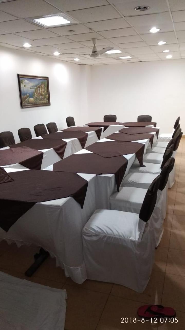 דלהי Hotel Tjs Grand מראה חיצוני תמונה